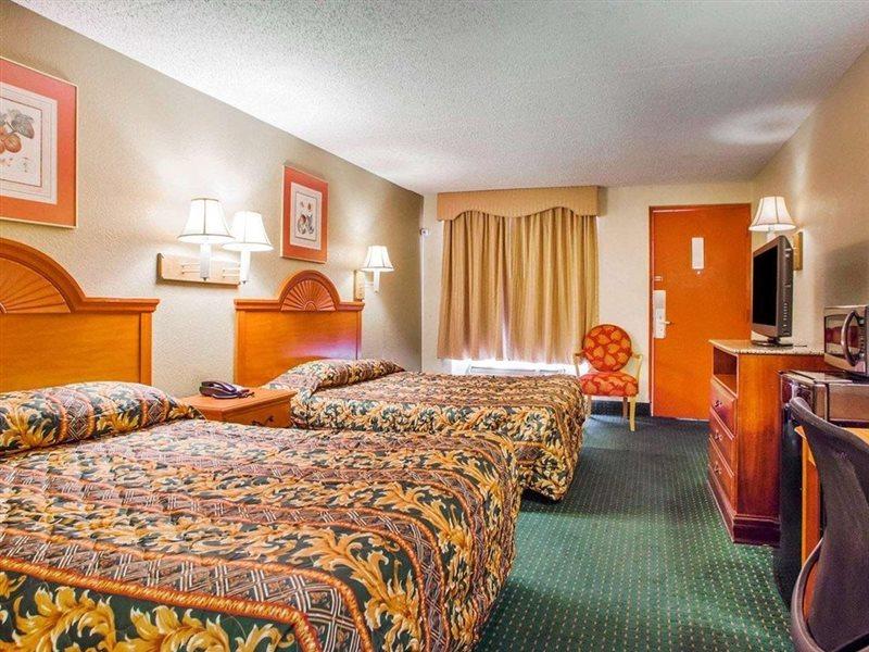 Rodeway Inn Mount Laurel Hwy 73 מראה חיצוני תמונה