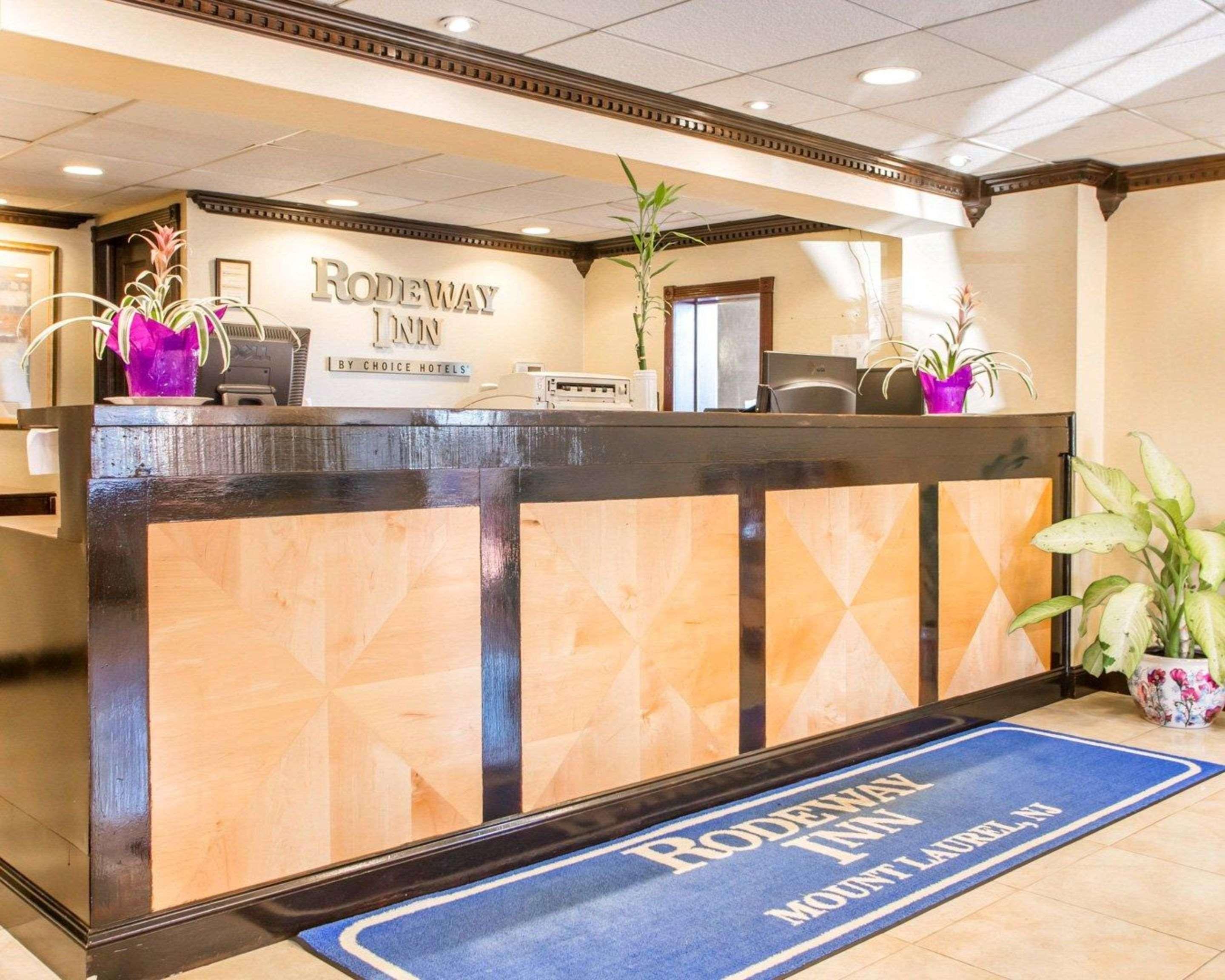 Rodeway Inn Mount Laurel Hwy 73 מראה חיצוני תמונה