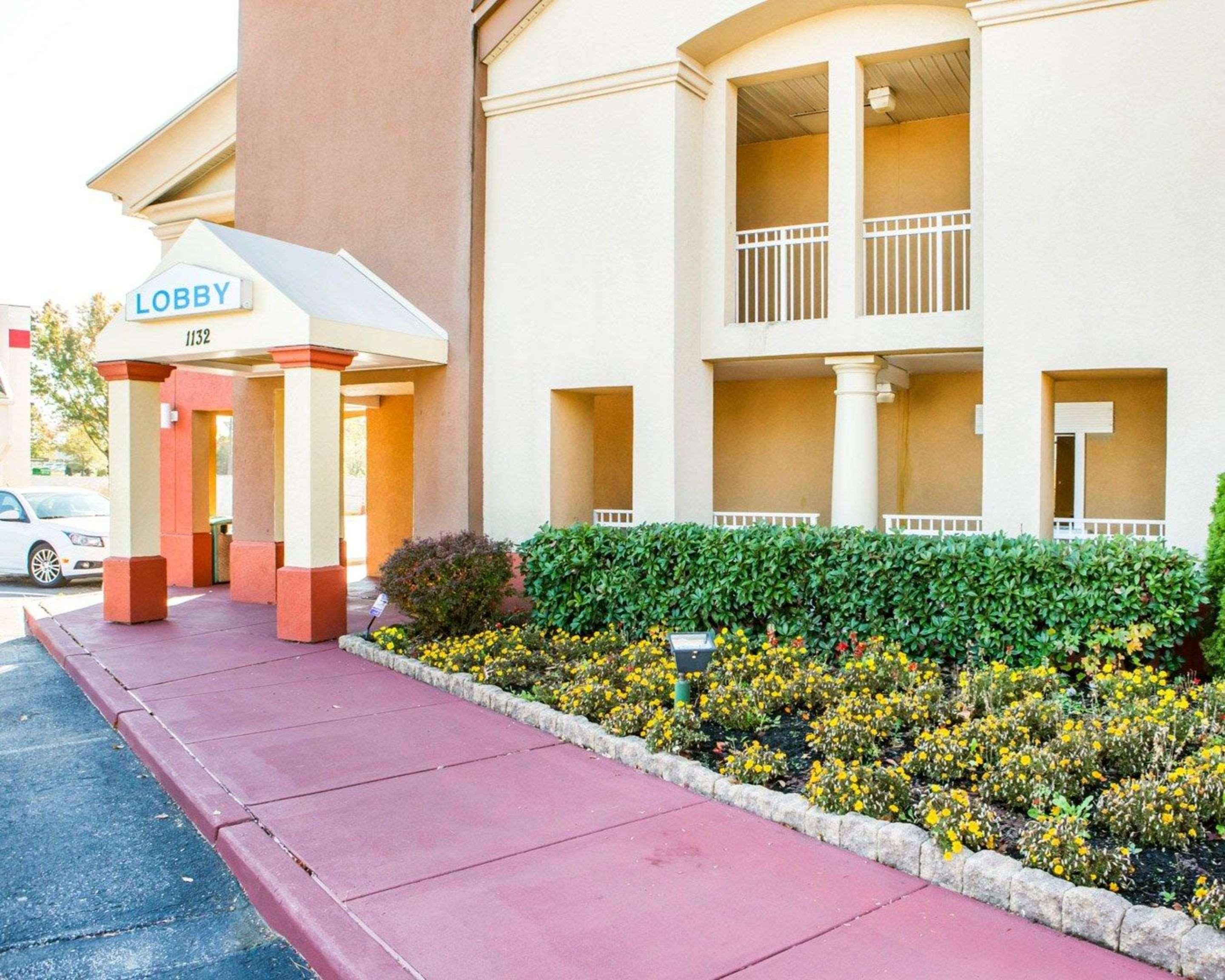 Rodeway Inn Mount Laurel Hwy 73 מראה חיצוני תמונה