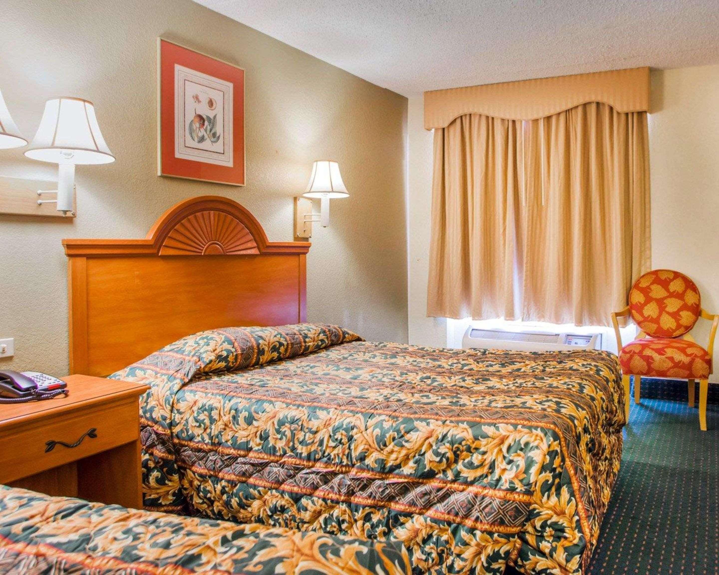 Rodeway Inn Mount Laurel Hwy 73 מראה חיצוני תמונה