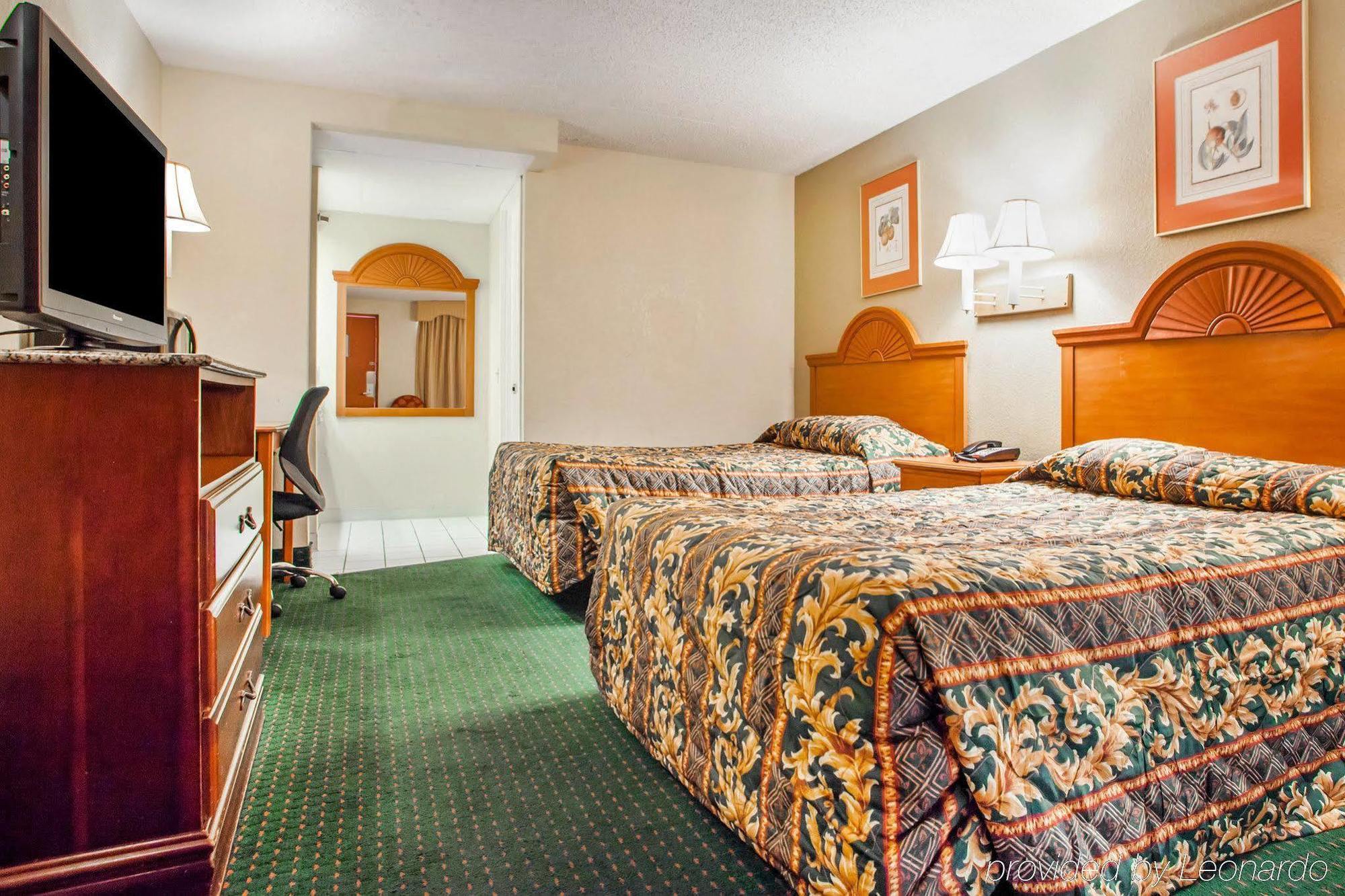 Rodeway Inn Mount Laurel Hwy 73 מראה חיצוני תמונה