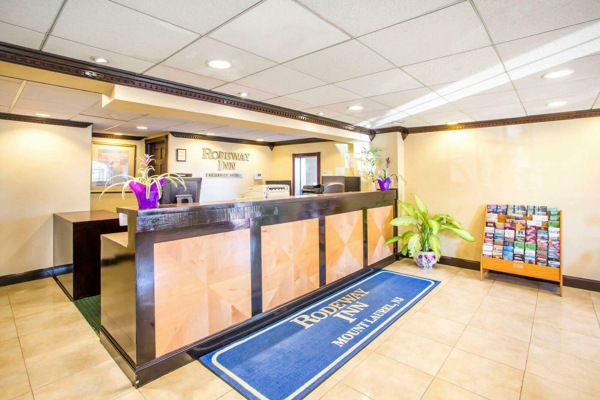 Rodeway Inn Mount Laurel Hwy 73 מראה חיצוני תמונה