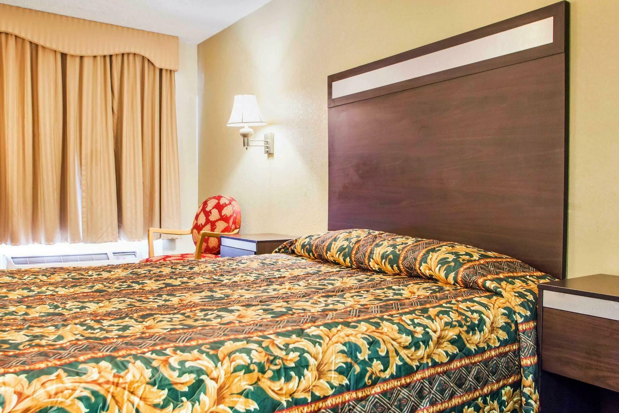 Rodeway Inn Mount Laurel Hwy 73 מראה חיצוני תמונה